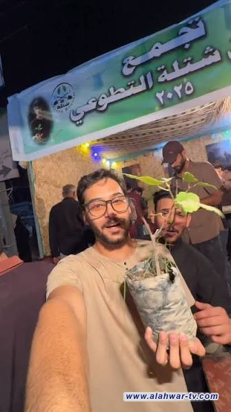 فريق شتلة في الشطرة يوزع الشتلات مجانًا ثوابًا للإمام الحسين (عليه السلام