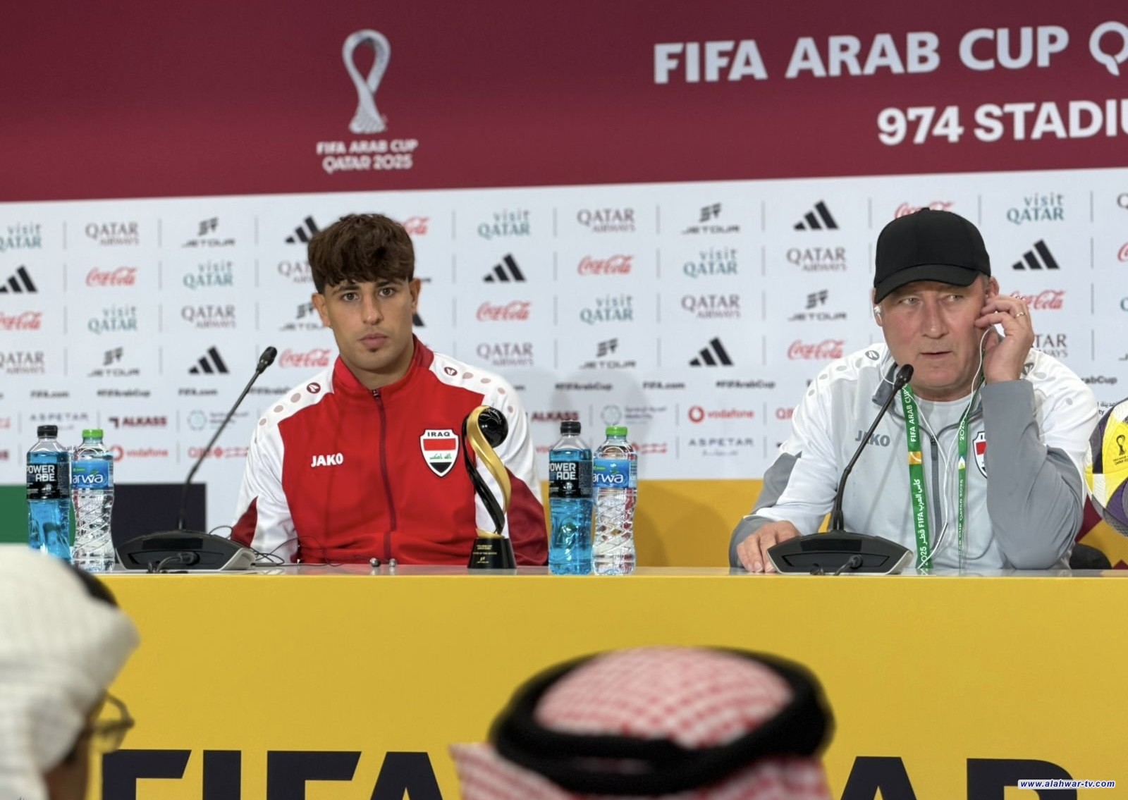 مهند علي يُتوج أفضل لاعب في مباراة العراق والبحرين بكأس العرب