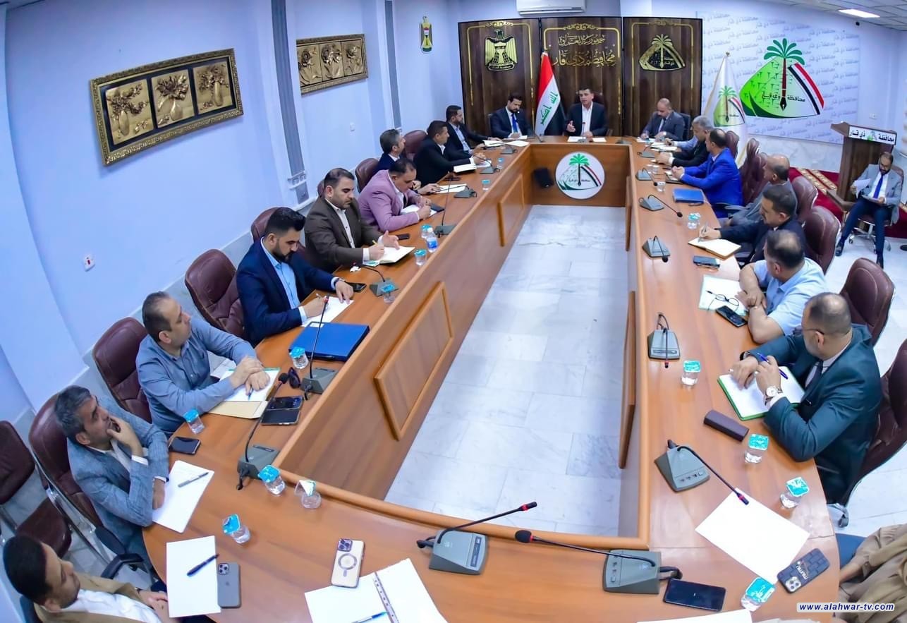 في اجتماع خرج بمقررات هامة ولكافة القطاعات.. محافظ ذي قار السيد مرتضى عبود الابراهيمي، يترأس اجتماعًا عامًا لمدراء الدوائر  الخدمية.