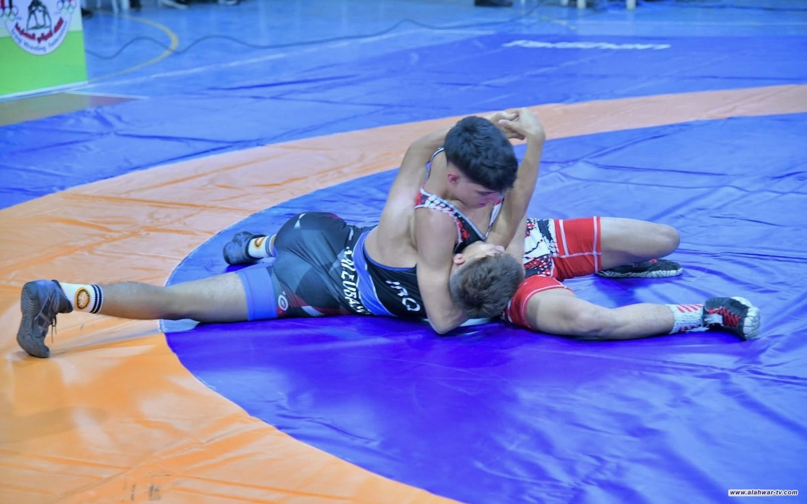 انطلاق بطولة أندية غرب آسيا للناشئين بالمصارعة في بغداد