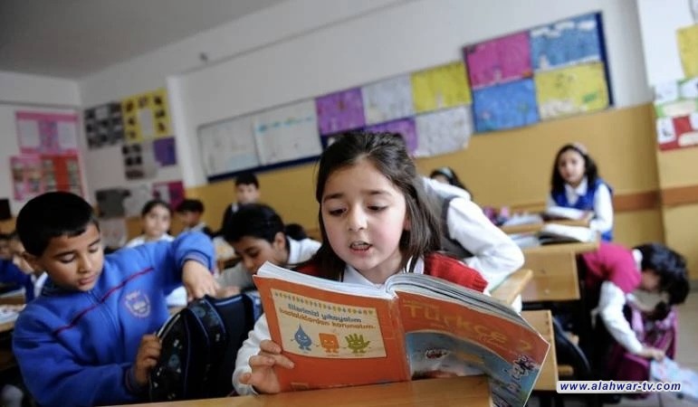 التربية النيابية: طباعة المناهج الدراسية ستكون داخل العراق حصراً