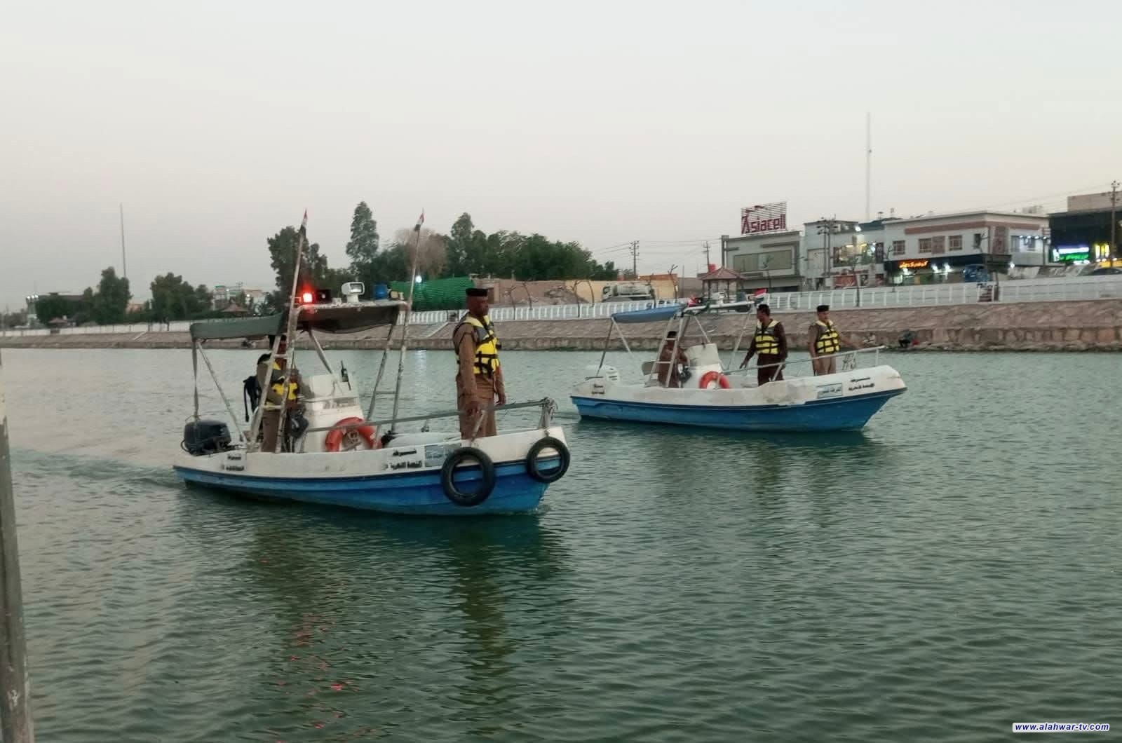 الشرطة النهرية تنقذ شابًا حاول الانتحار من أعلى جسر الحضارات في الناصرية