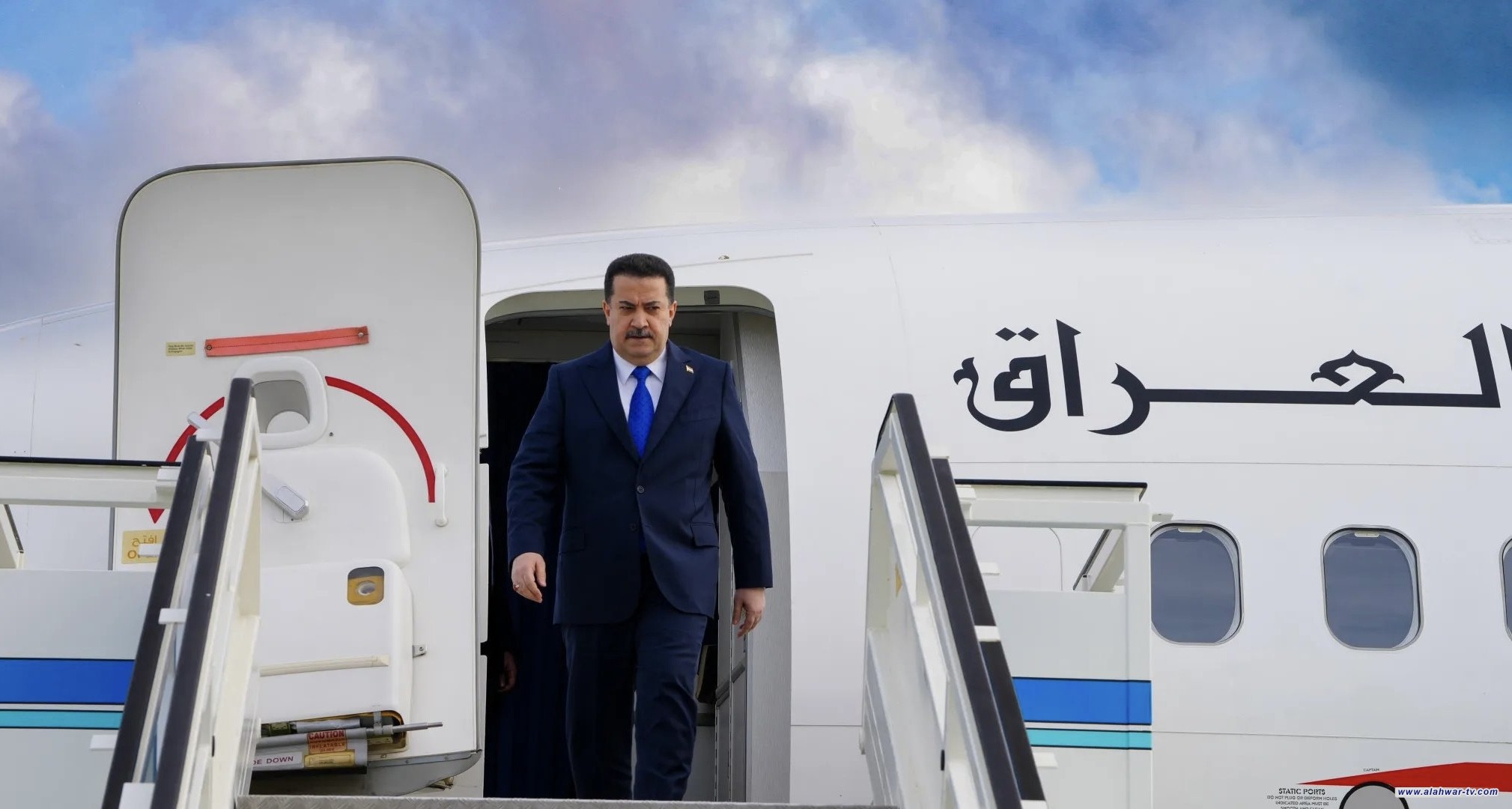 رئيس الوزراء يصل إلى محافظة البصرة لافتتاح المقطع الأول من طريق التنمية