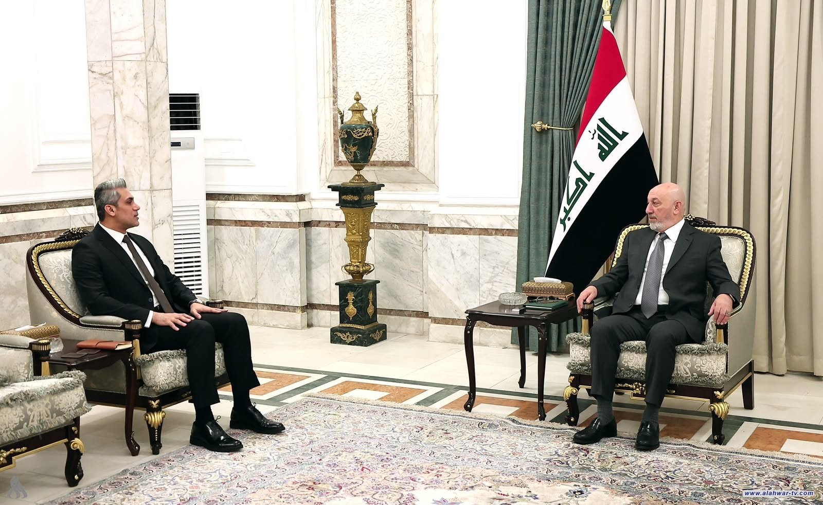 رئيس الجمهورية يؤكد أهمية الدور الذي تضطلع به البعثات الدبلوماسية العراقية في الخارج