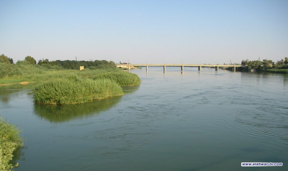 تجاوزات النجف والديوانية تتسبب بانخفاض منسوب مياه نهر الفرات المغذي لأهوار الجبايش إلى 0.5 متر