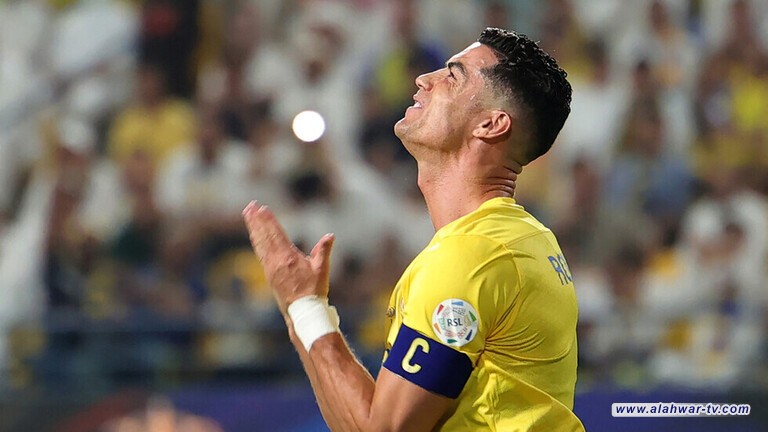 رونالدو في مواجهة القضاء.. شكوى جماعية تتهمه بتورط مالي