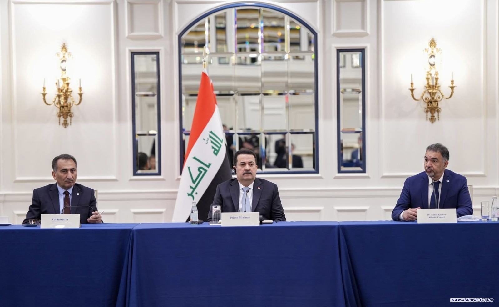 رئيس الوزراء: مشروع طريق التنمية سيكون الممر الأقلّ في الكلفة والأسرع في النقل