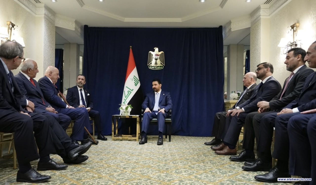 رئيس الوزراء يلتقي في واشنطن عدداً من سفراء الولايات المتحدة الأمريكية السابقين لدى العراق
