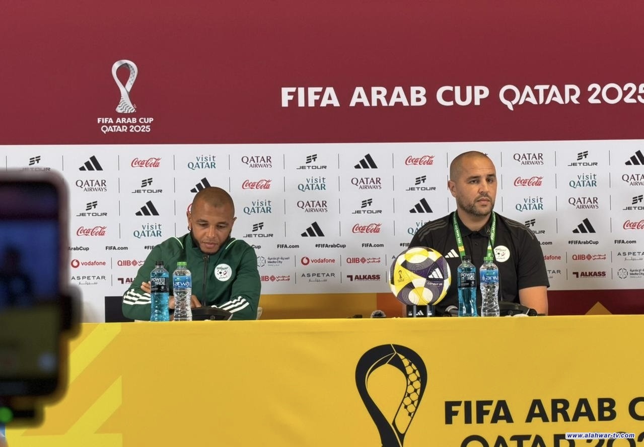 مدرب الجزائر: منتخب العراق يلعب بشجاعة وهدفنا التأهل إلى الدور المقبل