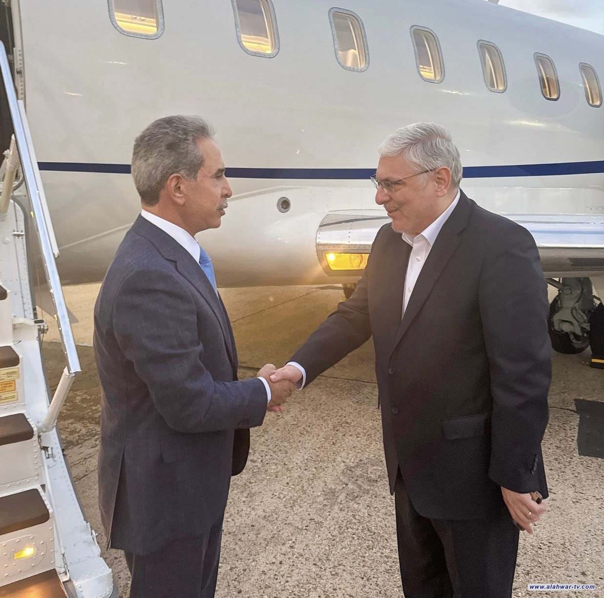 رئيس مجلس القضاء الأعلى يصل لندن