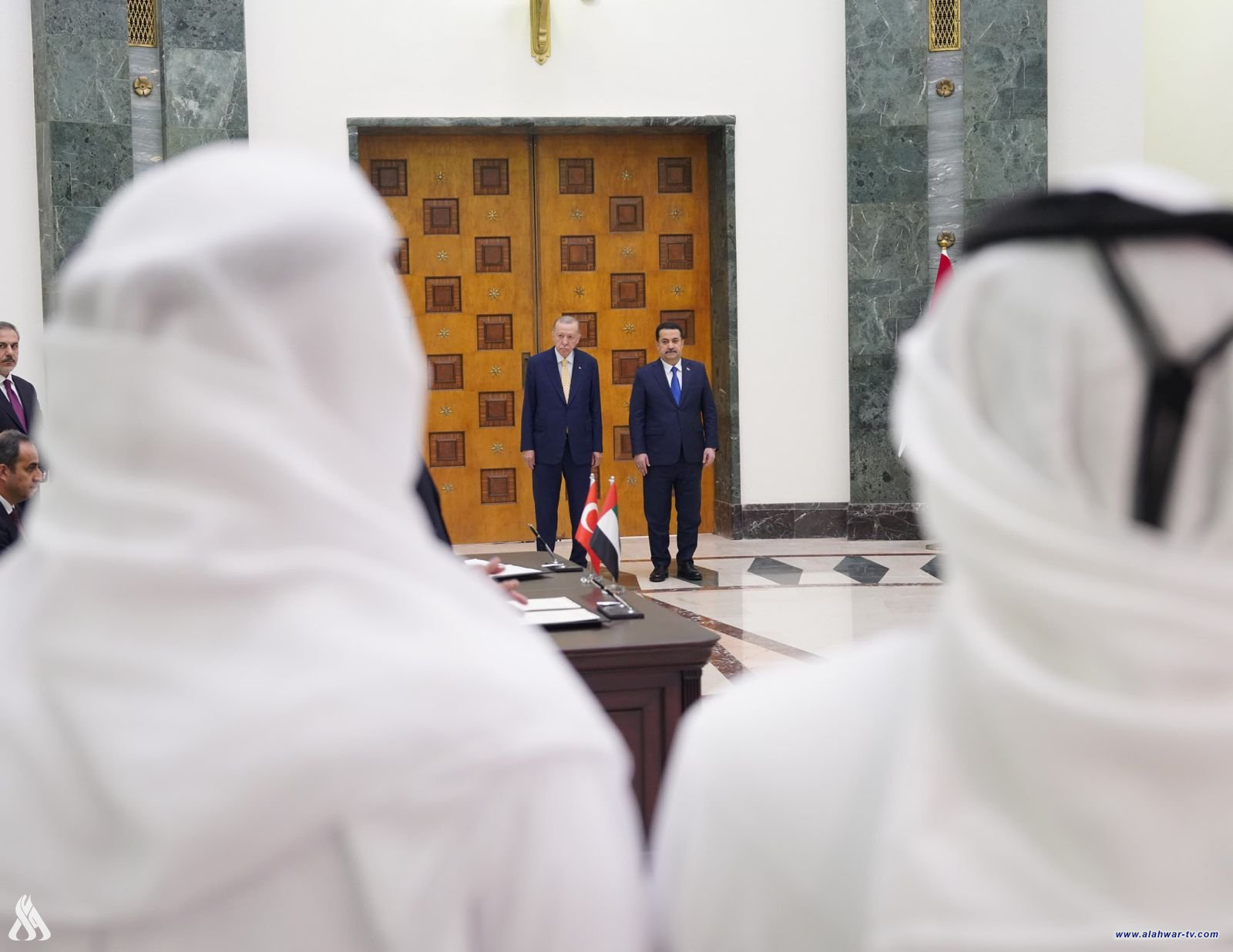 رئيس الوزراء واردوغان يرعيان توقيع مذكرة تفاهم رباعية بين العراق وتركيا وقطر والامارات