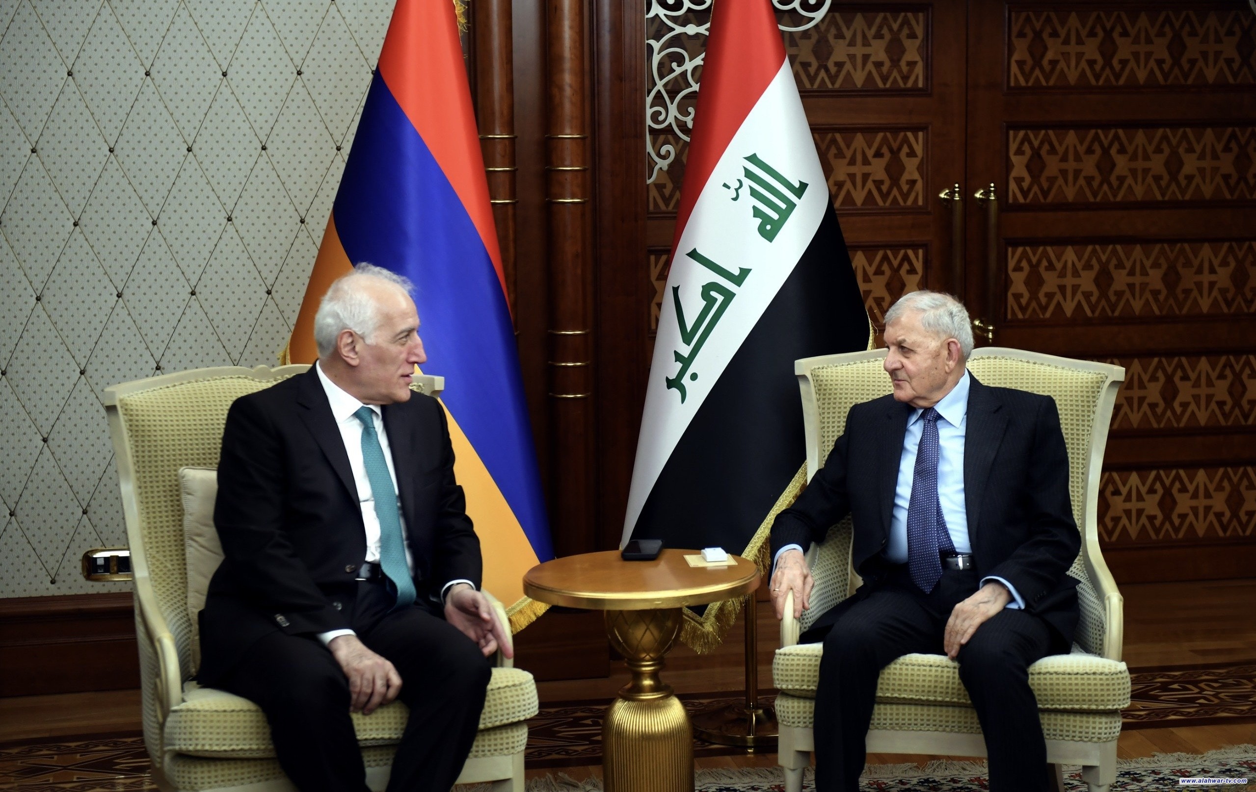 رئيس الجمهورية يؤكد حرص العراق على بناء علاقات متوازنة مع الدول الصديقة والشقيقة
