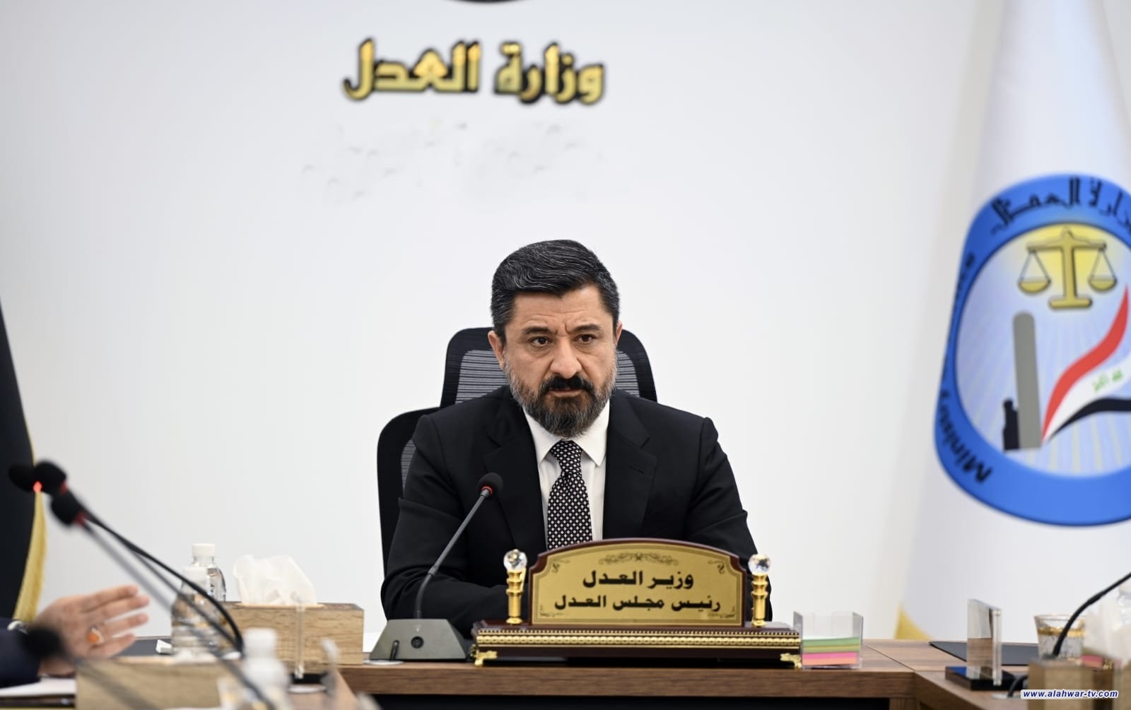 وزير العدل يوجه بتشكيل لجنة قانونية لتسريع إطلاق سراح المشمولين بالعفو العام