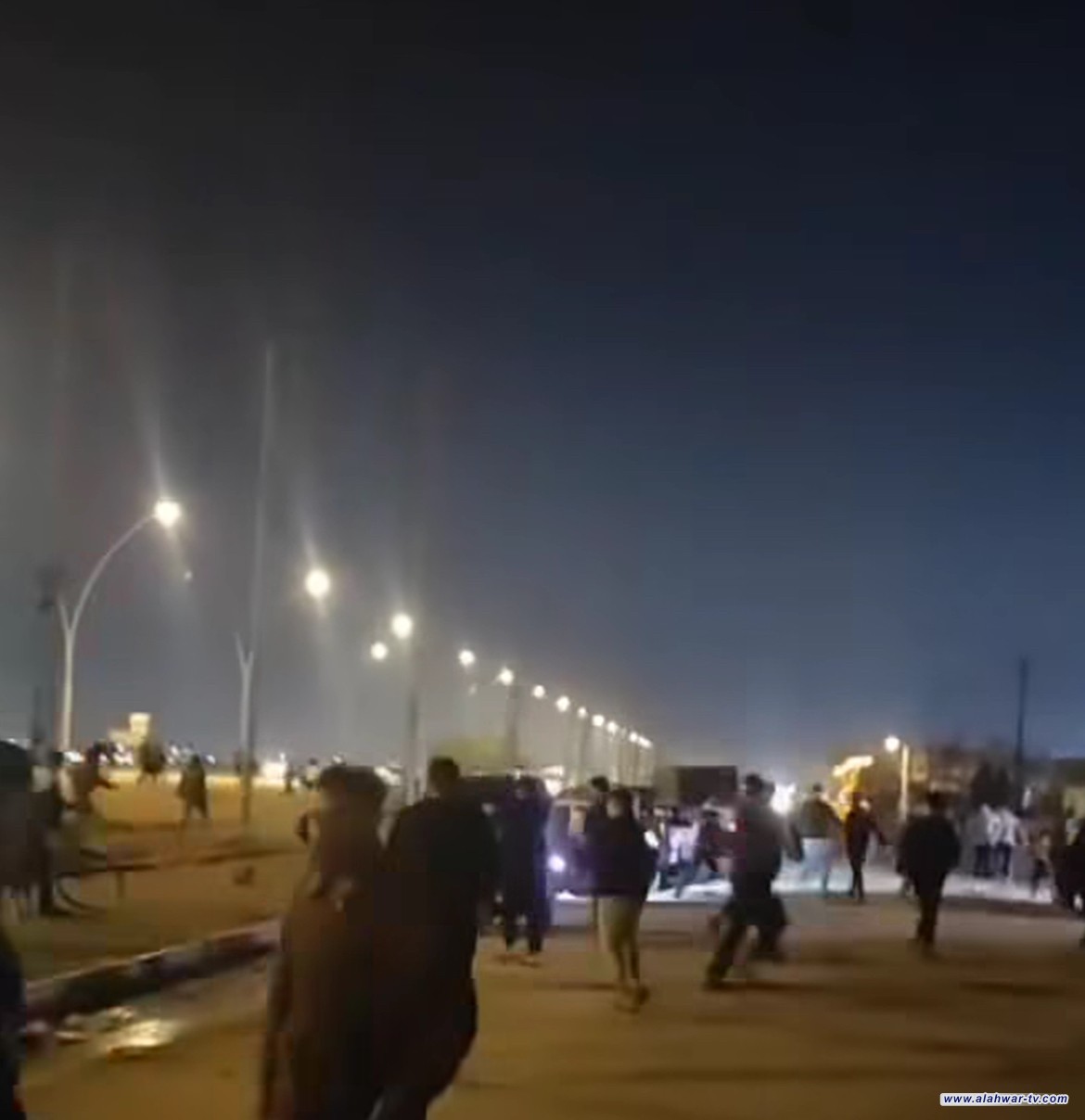 تسجيل اصابات بين صفوف متظاهرين من الشرش شمال البصرة على ملوحة المياه