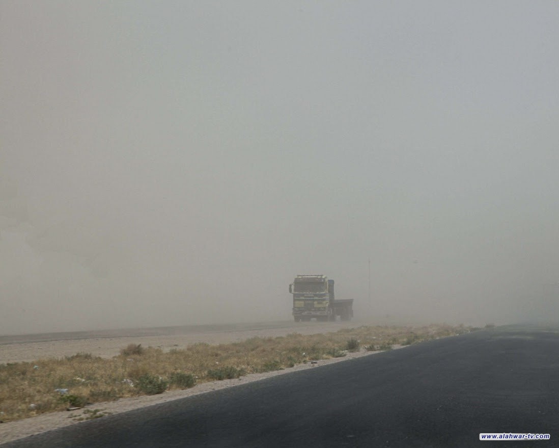 الأنواء الجوية تحذر: ضباب كثيف فجر غدٍ السبت وانعدام للرؤية على الطرق الخارجية