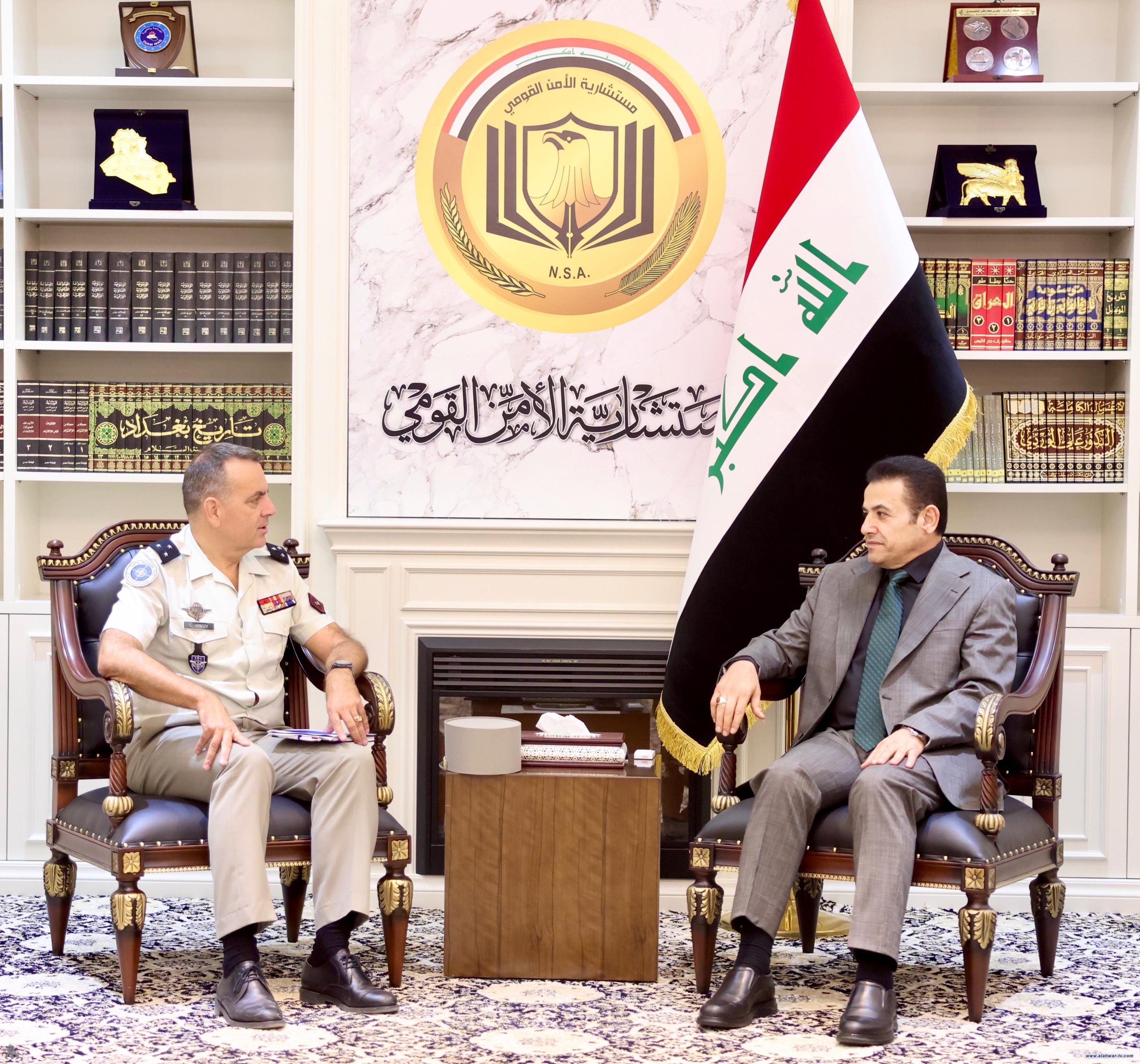 الأعرجي لقائد بعثة الناتو: الحكومة تدعم عمل وأنشطة البعثة غير القتالية