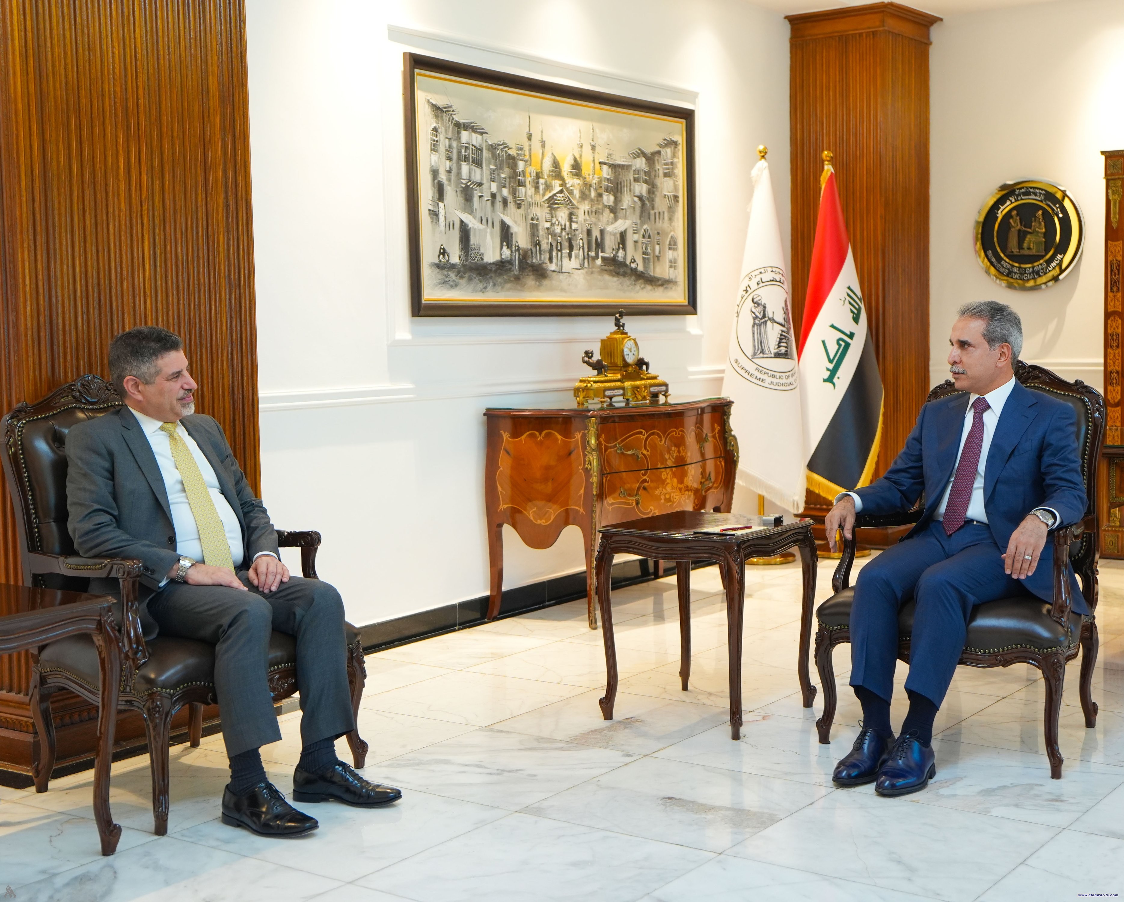 زيدان يبحث مع القائم بأعمال السفارة الأمريكية عدداً من الملفات القضائية والقانونية