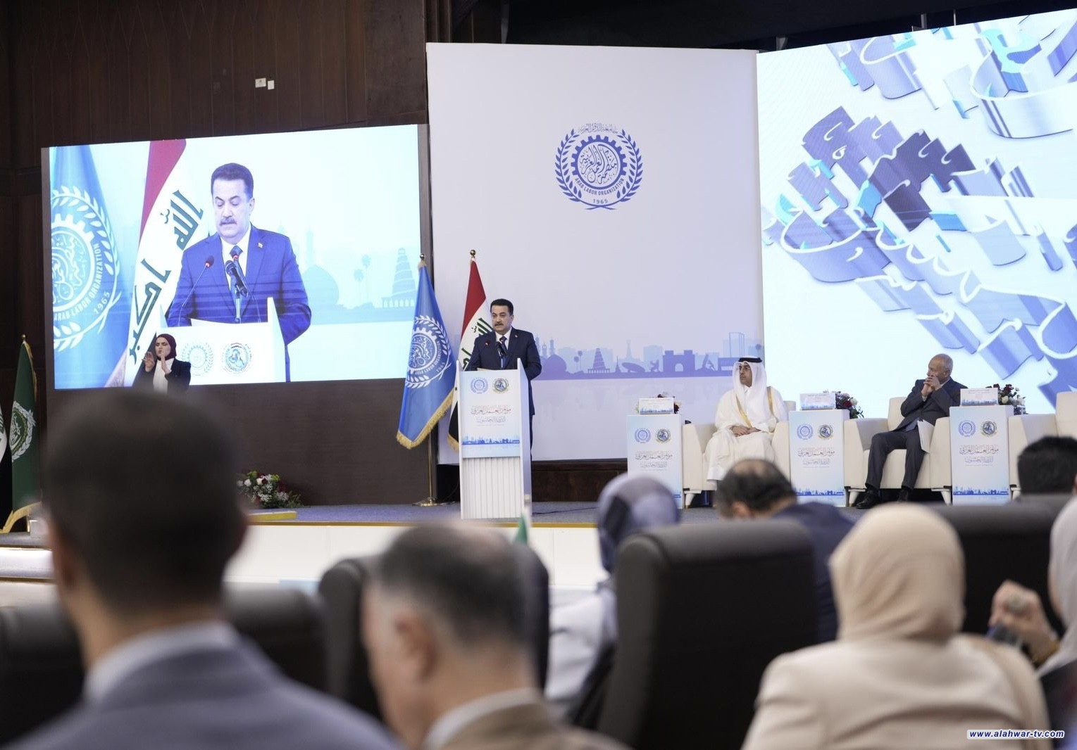 رئيس الوزراء: الحكومة أطلقت العديد من الإستراتيجيات والمبادرات للارتقاء بواقع العمل والعمال