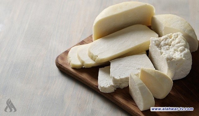 تناول الجبن ليلاً... دراسة كندية تربطه بالكوابيس