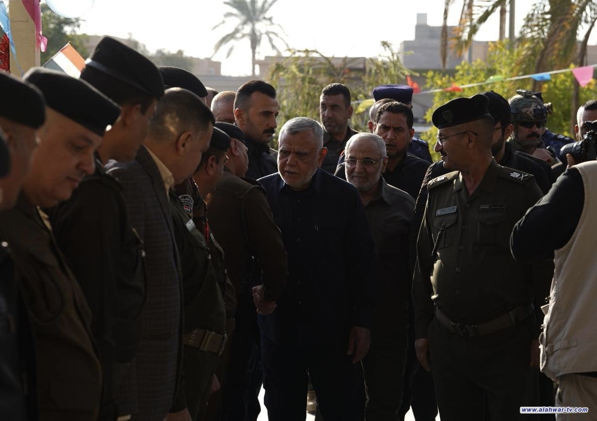 العامري يؤكد ضرورة استمرار التنسيق بين مختلف القوات العسكرية لسد أي ثغرات