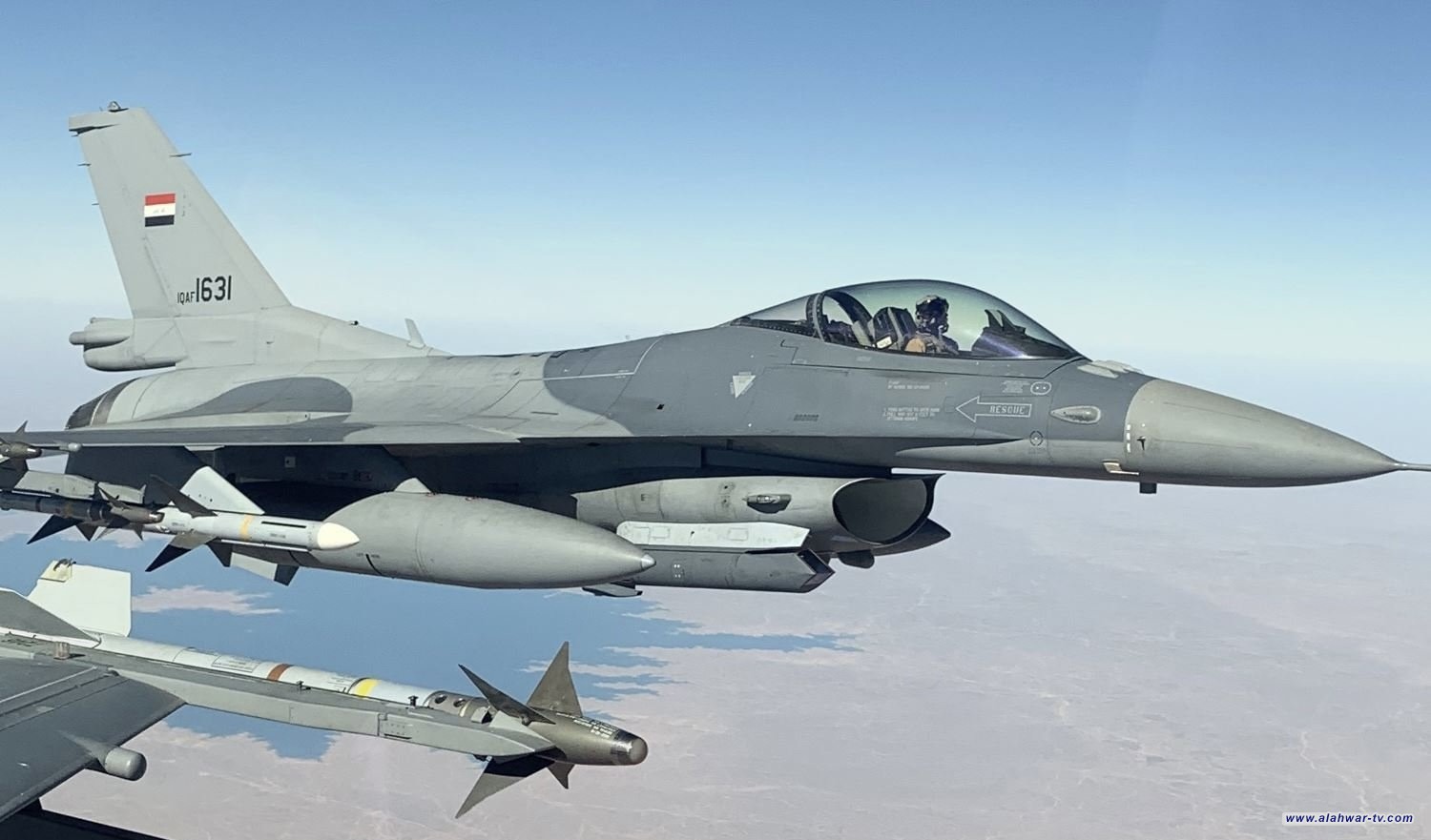 العمليات المشتركة: طائرات F-16 تدمر وكرين لعصابات داعش شمالي راوة
