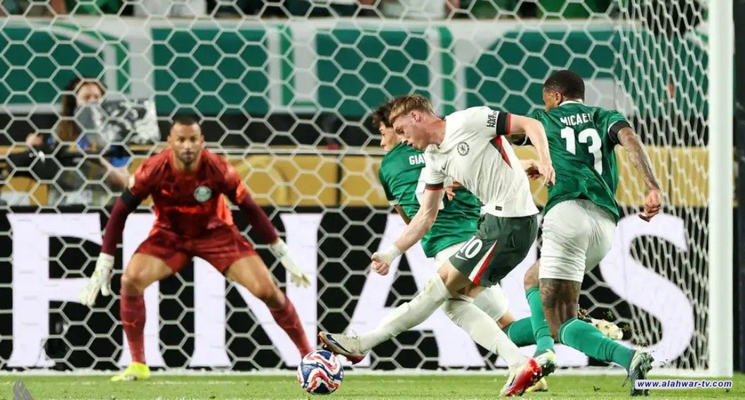 نيران بالميراس الصديقة تقود تشيلسي لنصف نهائي المونديال