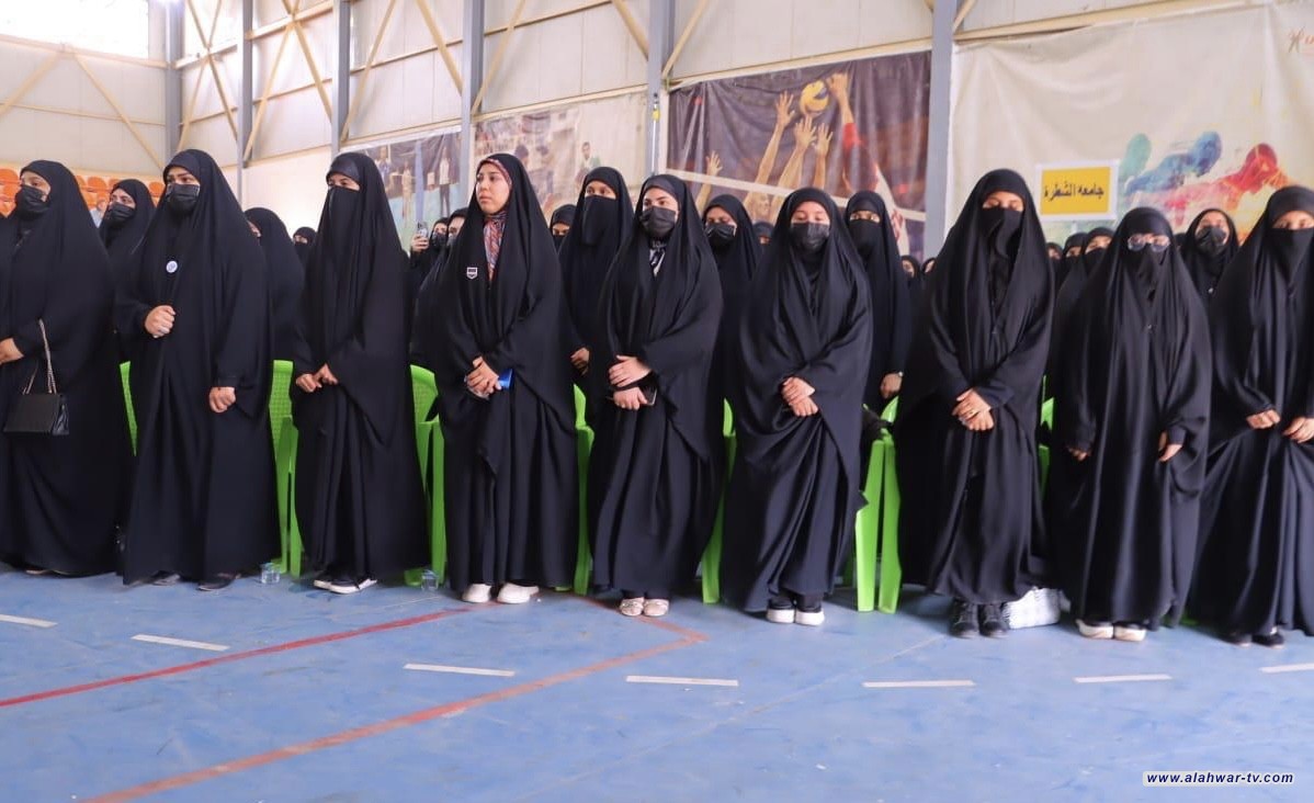 لالتزامهن بالعباءة الزينبية.. العتبة الحسينية تكرم أكثر من 1500 طالبة جامعية من ذي قار