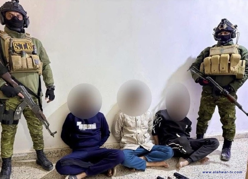 الإطاحة بثلاثة تجار مخدرات بحوزتهم أسلحة في بابل