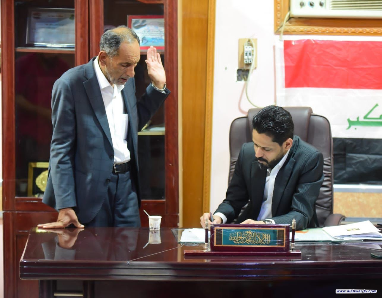 محافظ ذي قار يعلن توقيع اعلان مشروع ( محطة الضخ لمدن العكيكة والكرمة والطار