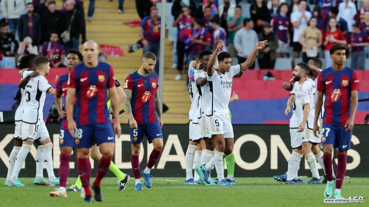 برشلونة يسعى لرفع معنوياته أمام ريال مدريد في نهائي السوبر بالسعودية