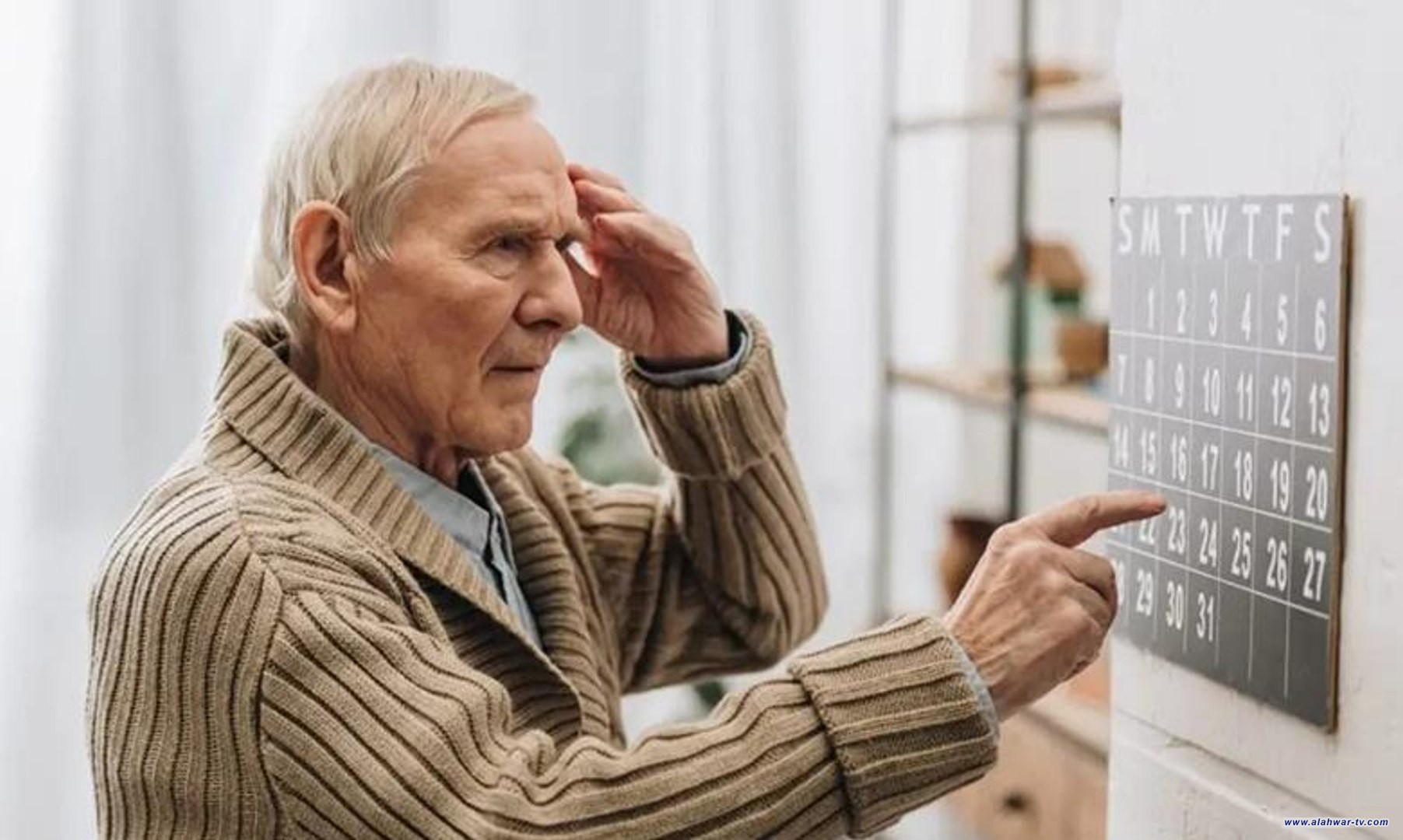 علماء: ألزهايمر قد ينتقل من شخص لآخر