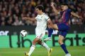 برشلونة يهزم ريال مدريد ويتوج رسمياً بلقب الليجا