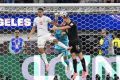 إيران تتعادل مع مصر 1-1 وبلجيكا تتغلب على نيوزيلندا 5-1 في المونديال