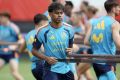 مدرب إسبانيا يطمئن الجماهير بشأن يامال قبل مواجهة النمسا